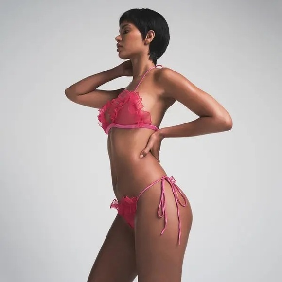 SKIMS EMBROIDERED TULLE TIE BRALETTE AND THONG SET IN PUNCH S - Picture 3 of 11